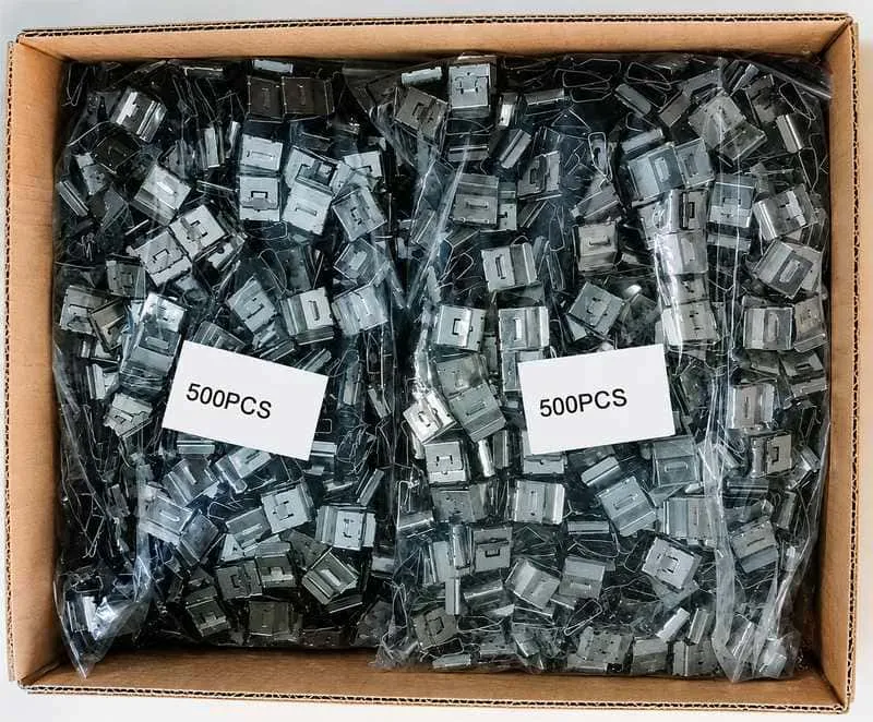 Solar cable clips in counted bags, cartons, labels and project packaging
