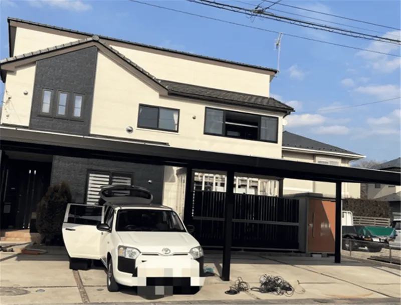 Residential one-car or two-car solar carport installation